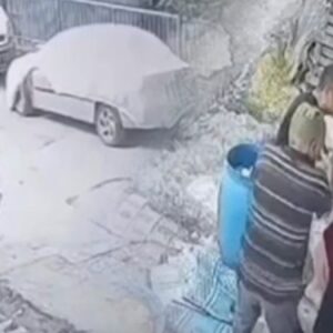 baba ve oguldan dayak yiyen yasli kadin o anlari anlatti yq76EJI6