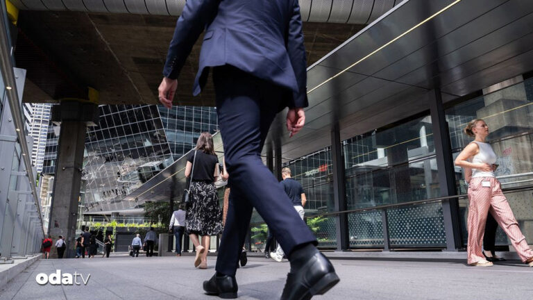 birlesik krallikta haftada dort gun calisma yukseliste zP7db57q