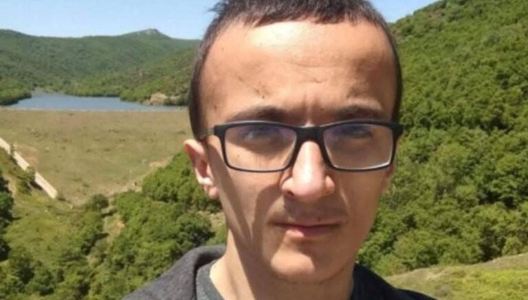 bursada supheli olum basi cekyatin altina sikismis halde bulundu vyh2DwlG