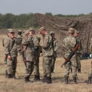 romanya savunma bakanligi yedek askere sevk emri gonderdi 1eARqjTf