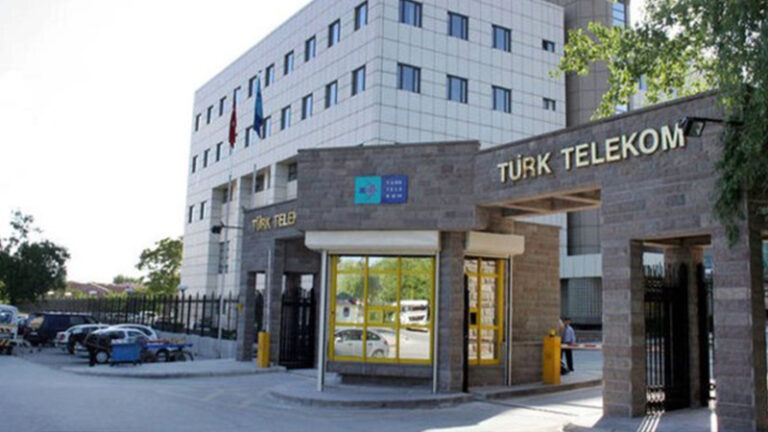 turk telekomun imtiyazi ihalesiz uzatildi murat muratoglu sordu bagimsiz bir sirket kazansa kaynaklar yandaslara nasil aktarilacak qV64ieLW