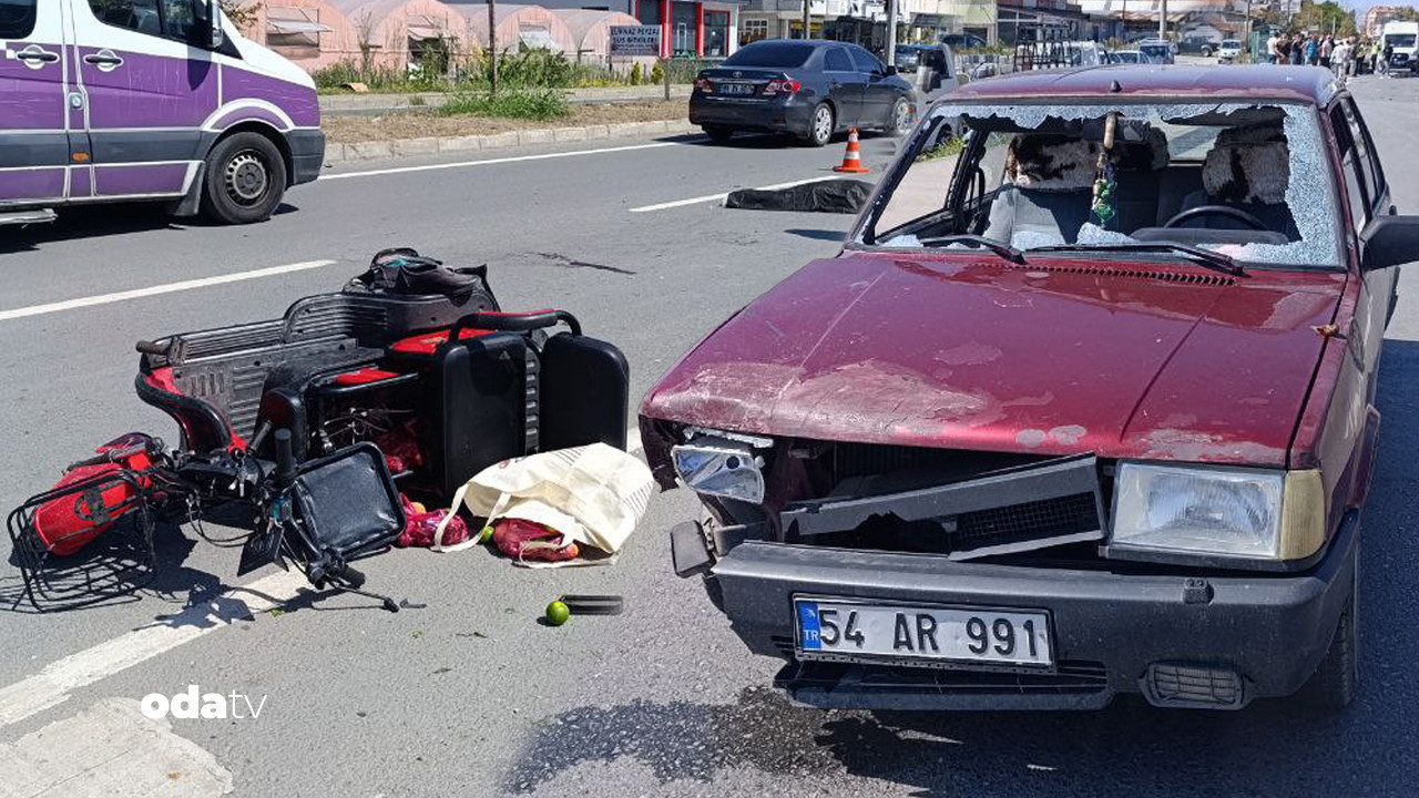 sakaryada feci kaza anne kiz boyle yola savruldu UzYzQF5K