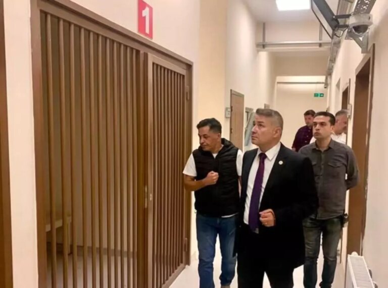 yeni il emniyet muduru gokalp sener ziyarette bulundu 3BbpKrnr