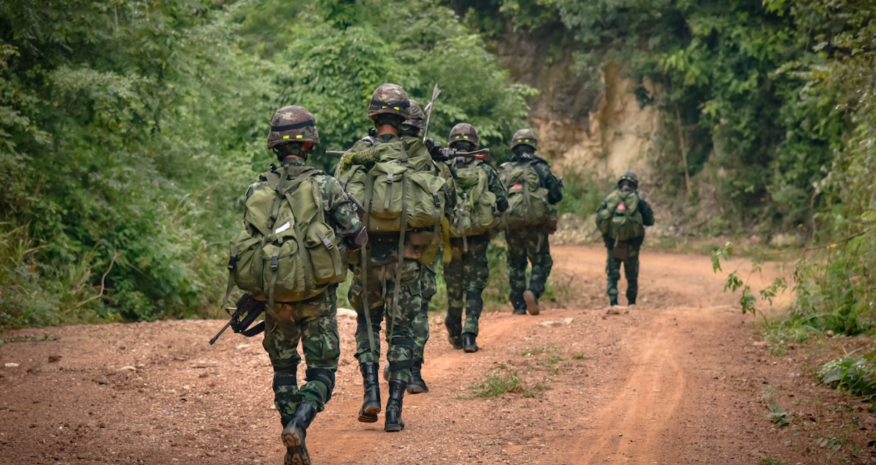 300 bin asker kacti ulke kaosa girdi engellileri cepheye aldilar SrbM8kcJ.jpg