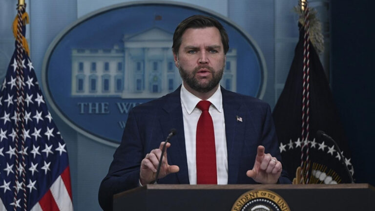 abd baskan yardimcisi jd vance nukleer silah testleri yapacagiz ScPRNO57.jpg