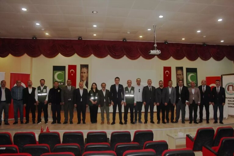 nusaybinde bagimlilikla mucadele semineri KvPnEv29.jpg