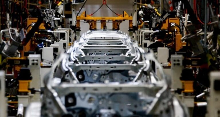 otomotiv-uretimi-kasimda-rekor-kirdi-mDQbhIH3.jpg