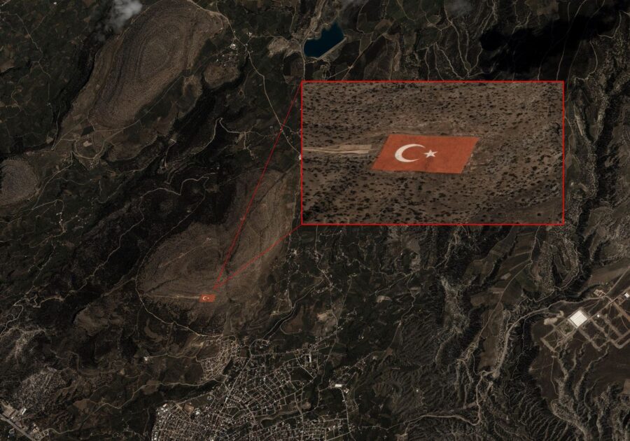 GÖKTÜRK-1 Uydusu ile Toroslar’daki Türk Bayrağı Görüntülendi