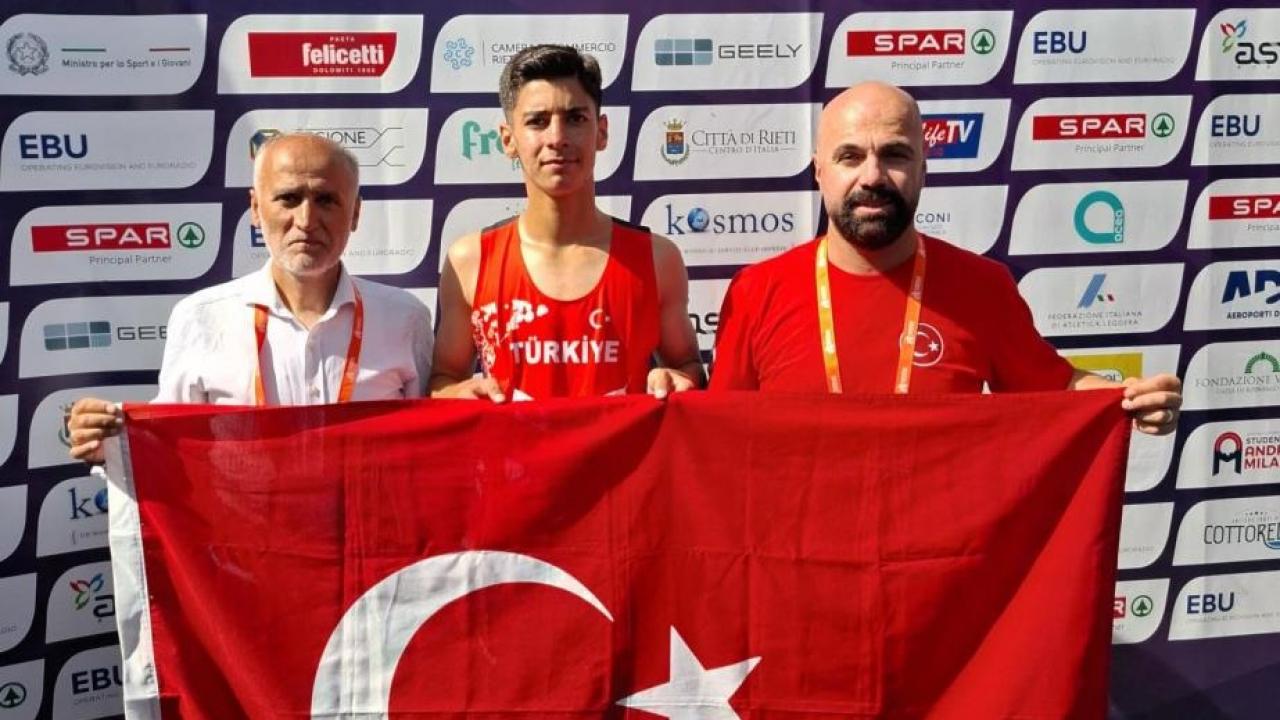 Fenerbahceli milli sporcudan italyada bronz madalya 76eFaK4l